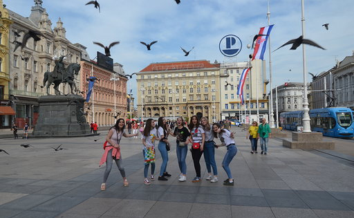 Predstava "Dvije majke" u Zagrebu