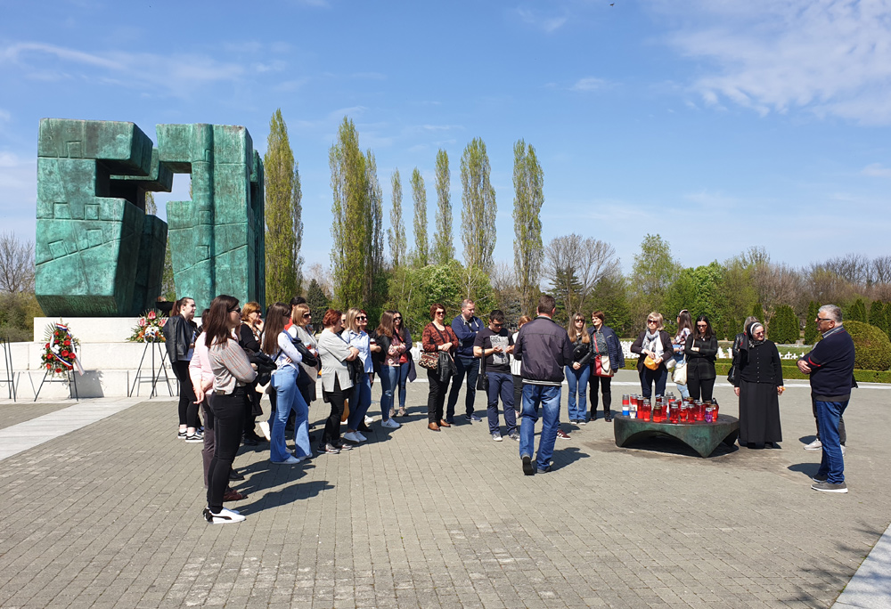 Zbor iz Posušja u posjetu Zagrebu i Vukovaru